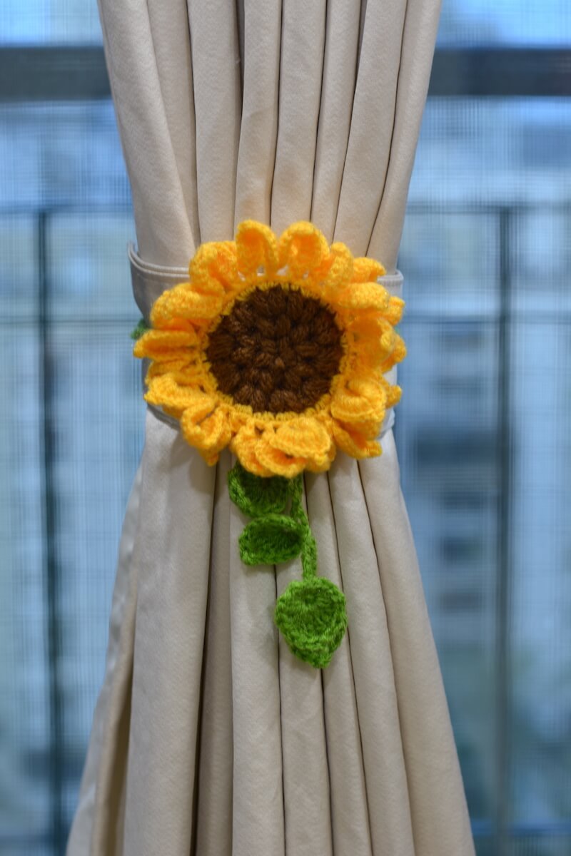 Curtain Decor
